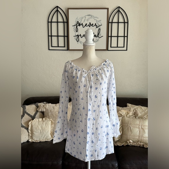 Vintage Victoria's Secret Floral White Boho Festival Cotton Dress Bell Sleeve M - Picture 14 of 14